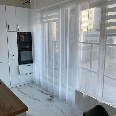 Apartament „Dwie Wieze” Apartman Katowice Kültér fotó